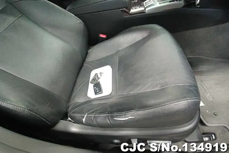 Toyota Mark X in Black for Sale Image 9