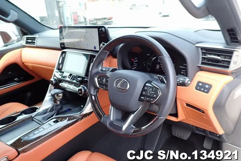 Lexus LX 600 in Pearl for Sale Image 6