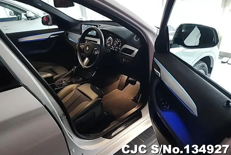 BMW X1 in White for Sale Image 3