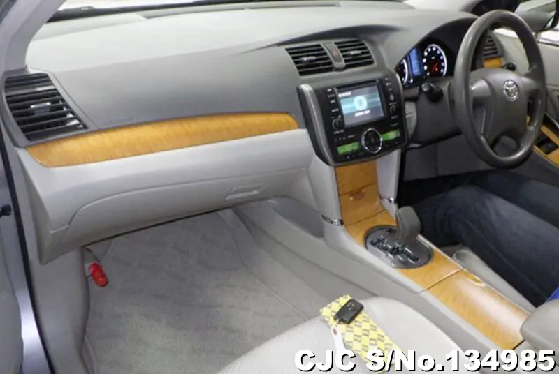 Toyota Premio in Silver for Sale Image 4