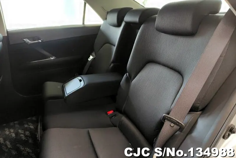 Toyota Mark X in Silver for Sale Image 5