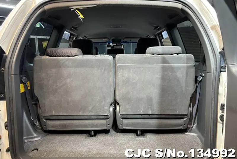 Toyota Land Cruiser Prado in White for Sale Image 7