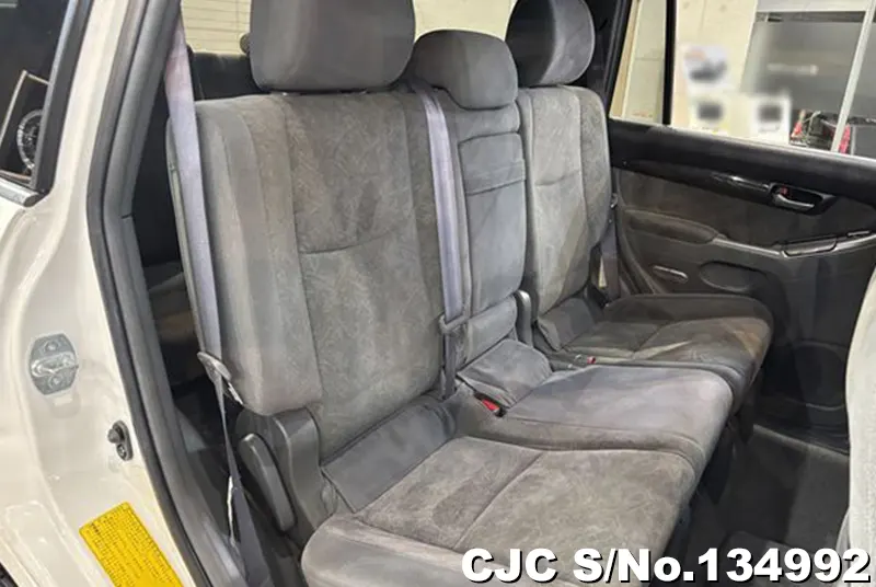 Toyota Land Cruiser Prado in White for Sale Image 12