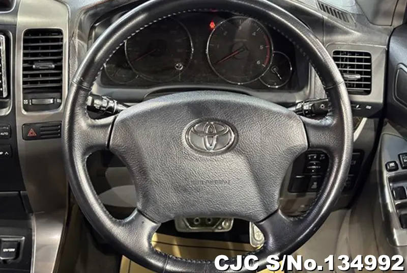 Toyota Land Cruiser Prado in White for Sale Image 15