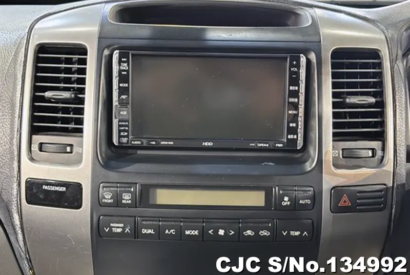 Toyota Land Cruiser Prado in White for Sale Image 17