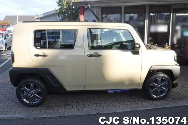 Daihatsu Taft in Beige for Sale Image 4
