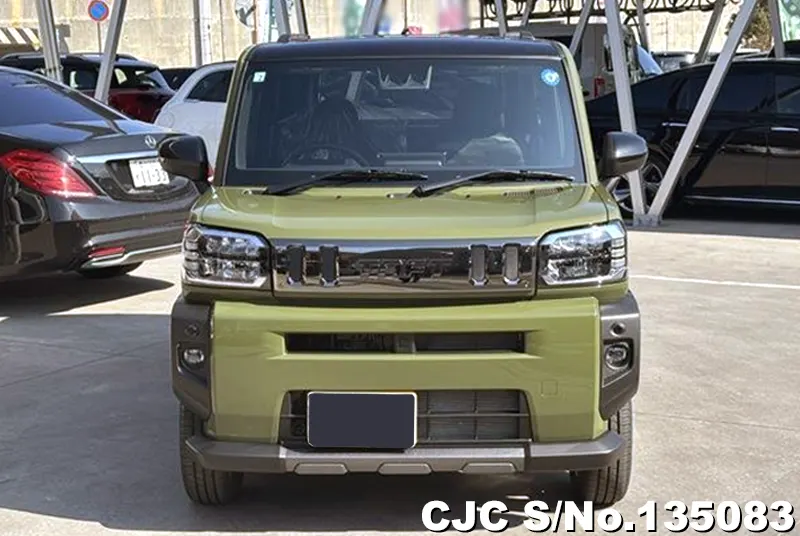 Daihatsu Taft in Green for Sale Image 2