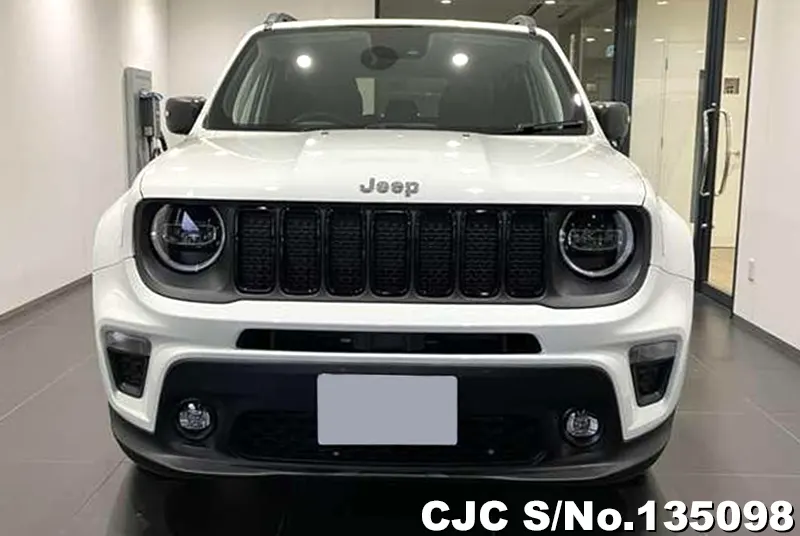 Chrysler Jeep Renegade in White for Sale Image 1