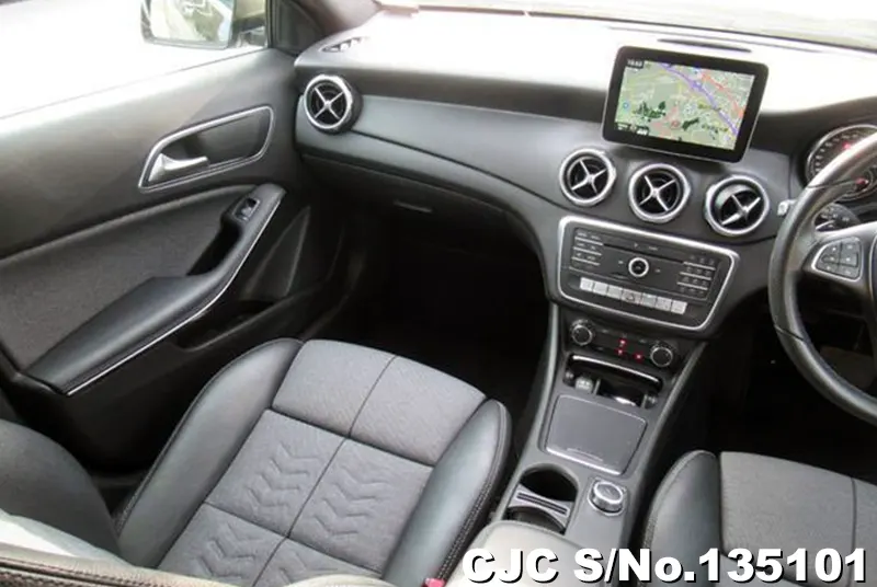 Mercedes Benz GLA Class in Black for Sale Image 7