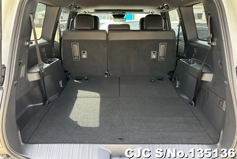 Toyota Land Cruiser 250 in Pearl for Sale Image 9