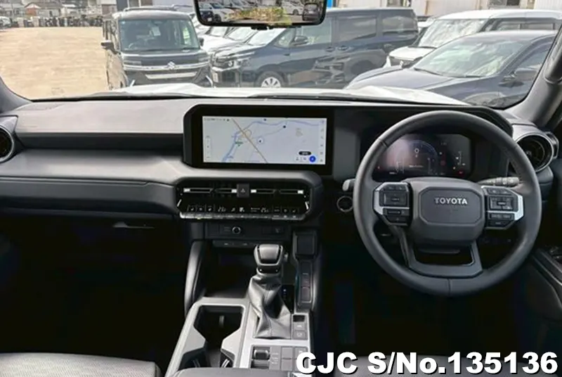Toyota Land Cruiser 250 in Pearl for Sale Image 10