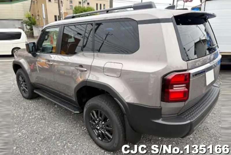 Toyota Land Cruiser 250 in Gold for Sale Image 1