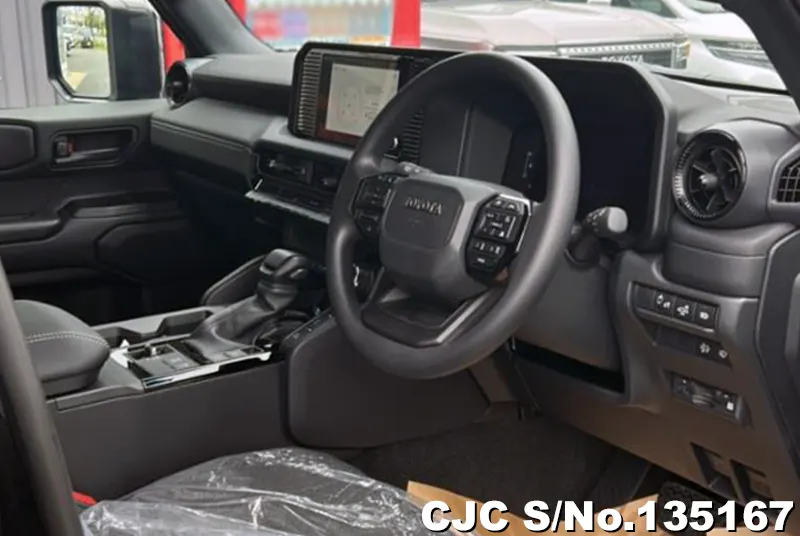 Toyota Land Cruiser 250 in Black for Sale Image 7