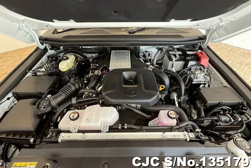 Toyota Land Cruiser 250 in Pearl for Sale Image 13