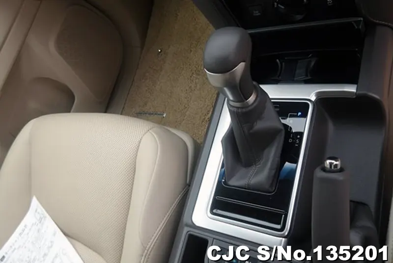 Toyota Land Cruiser Prado in Pearl for Sale Image 10