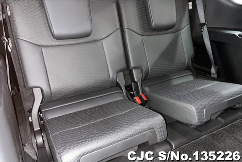 Toyota Land Cruiser 250 in White for Sale Image 7
