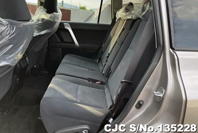 Toyota Land Cruiser Prado in Brown for Sale Image 7