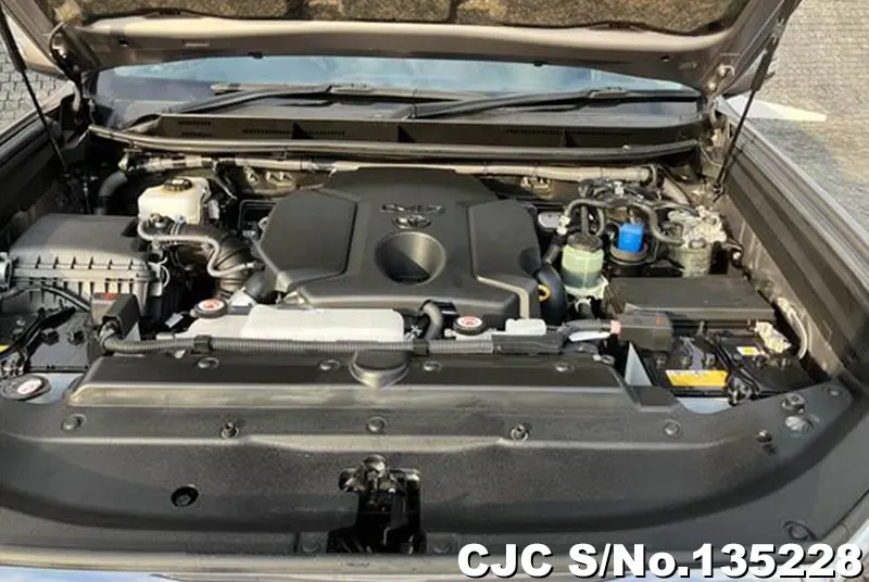 Toyota Land Cruiser Prado in Brown for Sale Image 11