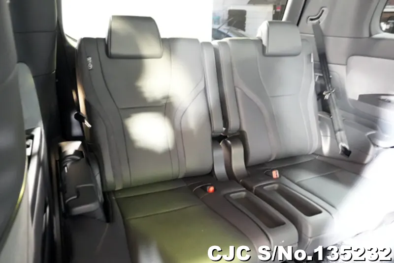 Lexus LM500h in Black for Sale Image 8