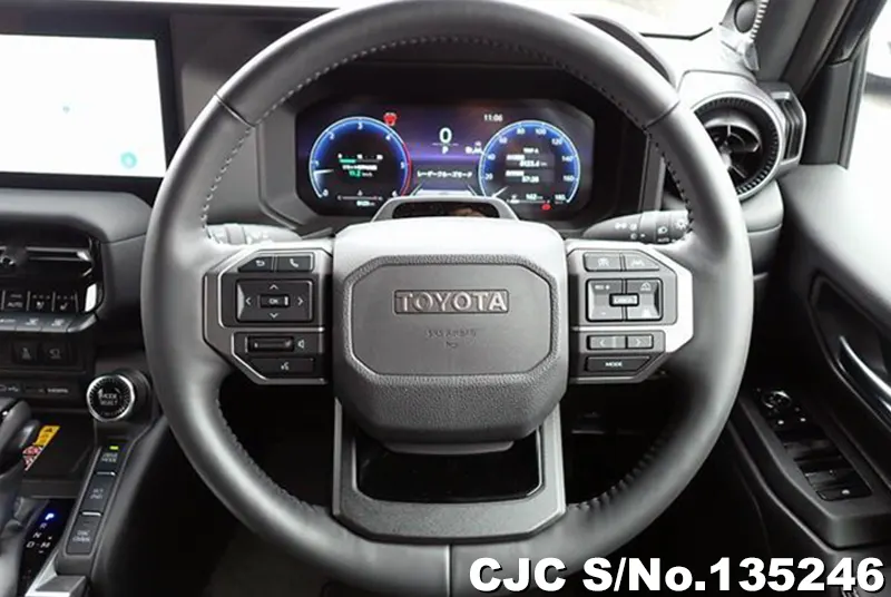Toyota Land Cruiser 250 in Black for Sale Image 11