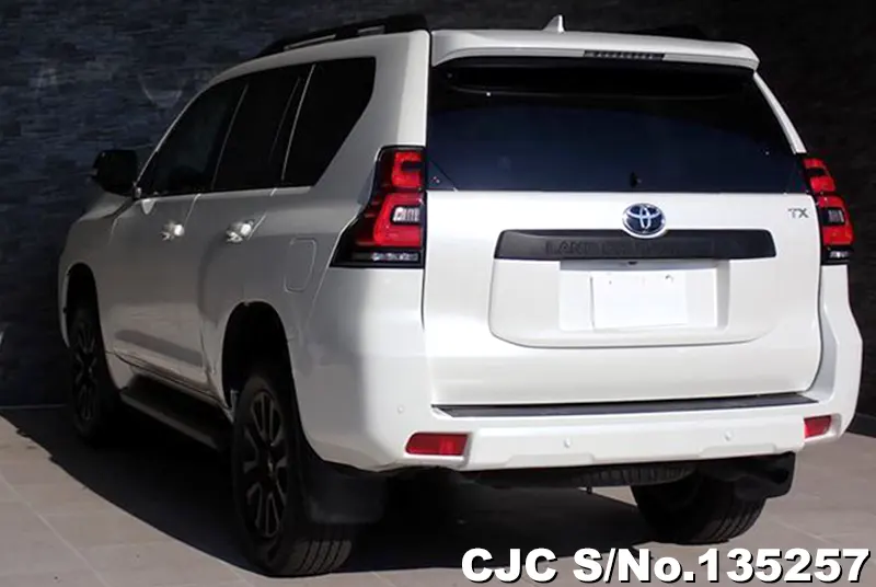 Toyota Land Cruiser Prado in Pearl for Sale Image 1