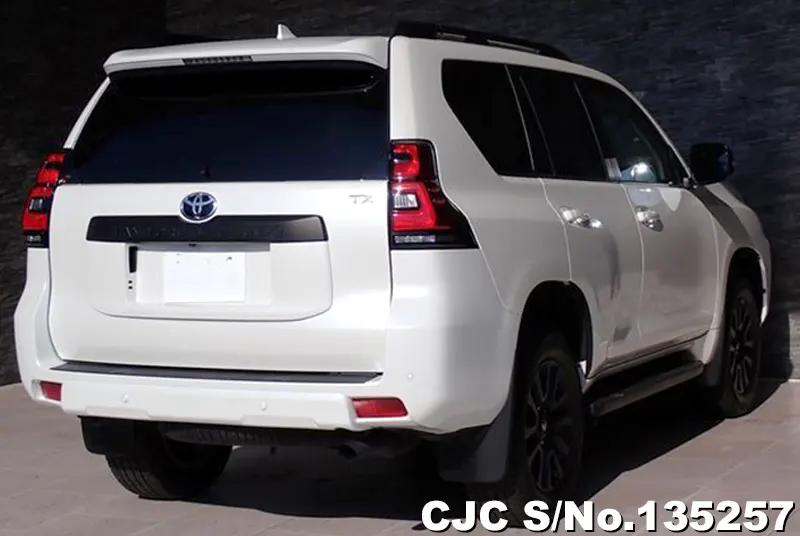 Toyota Land Cruiser Prado in Pearl for Sale Image 2