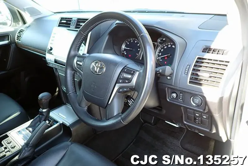 Toyota Land Cruiser Prado in Pearl for Sale Image 7