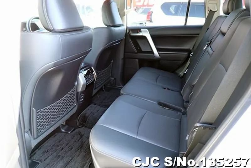 Toyota Land Cruiser Prado in Pearl for Sale Image 9