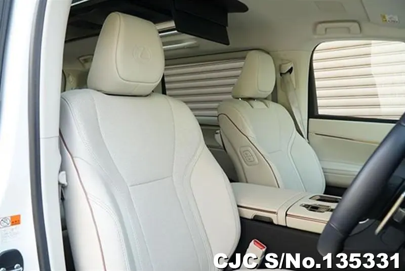 Lexus LM500h in White for Sale Image 7