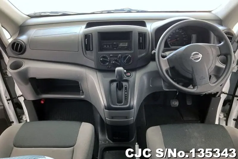Nissan NV200 in White for Sale Image 5