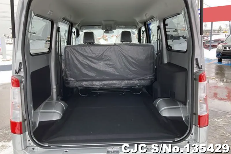 Toyota Townace in Silver for Sale Image 8