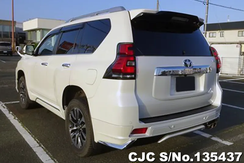 Toyota Land Cruiser Prado in Pearl for Sale Image 1