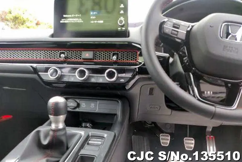 Honda Civic in White for Sale Image 4