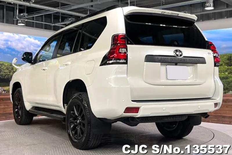 Toyota Land Cruiser Prado in Pearl for Sale Image 1