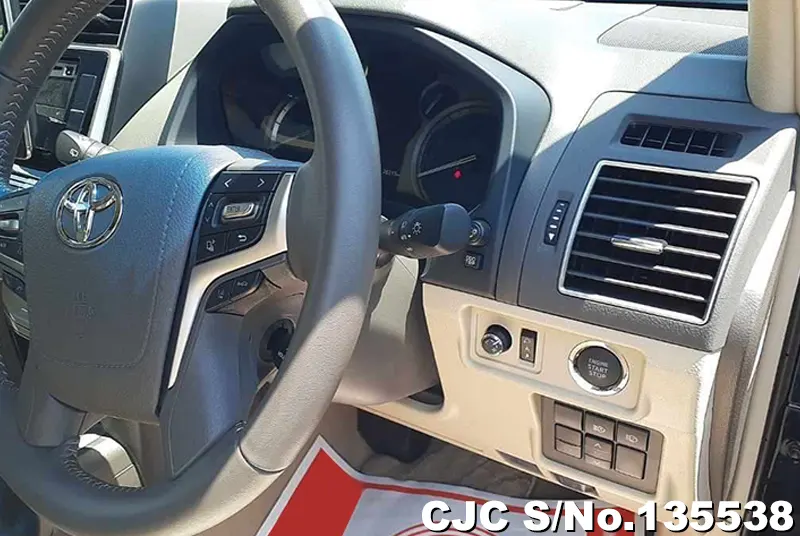 Toyota Land Cruiser Prado in Black for Sale Image 8