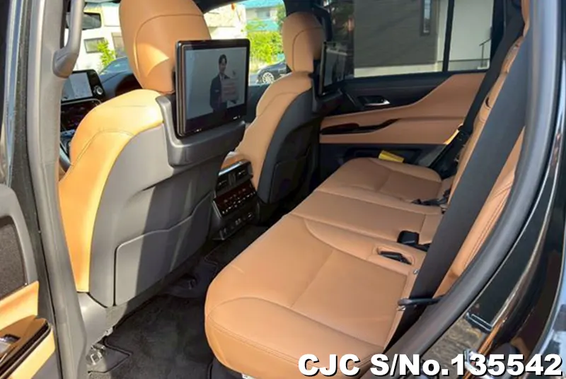 Lexus LX 600 in Black for Sale Image 11