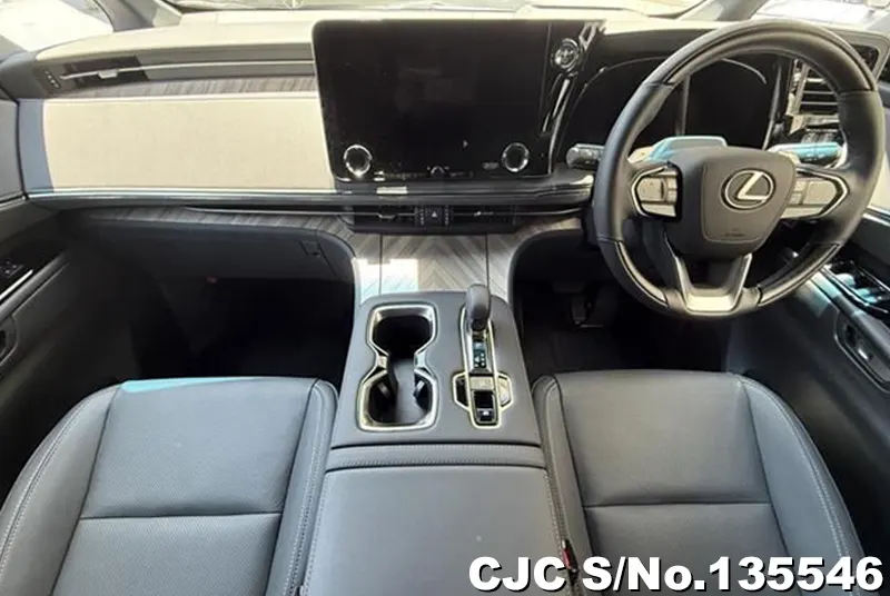 Lexus LM500h in Pearl for Sale Image 3