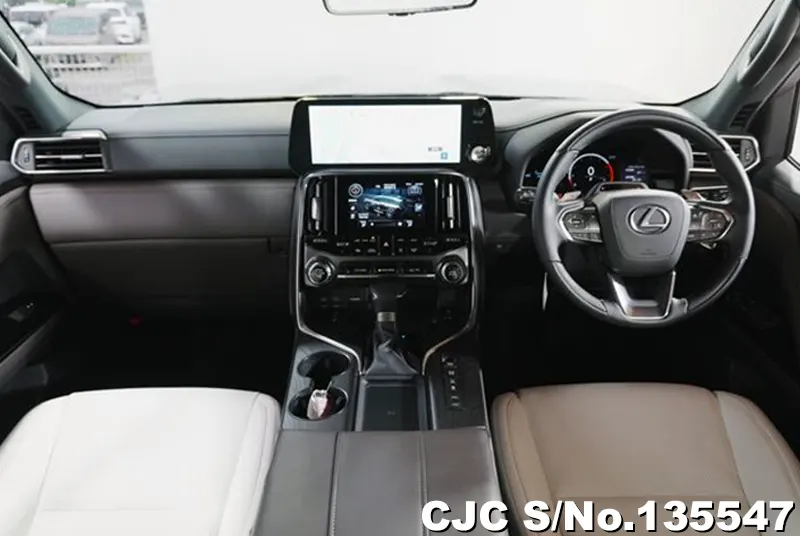 Lexus LX 600 in Black for Sale Image 3
