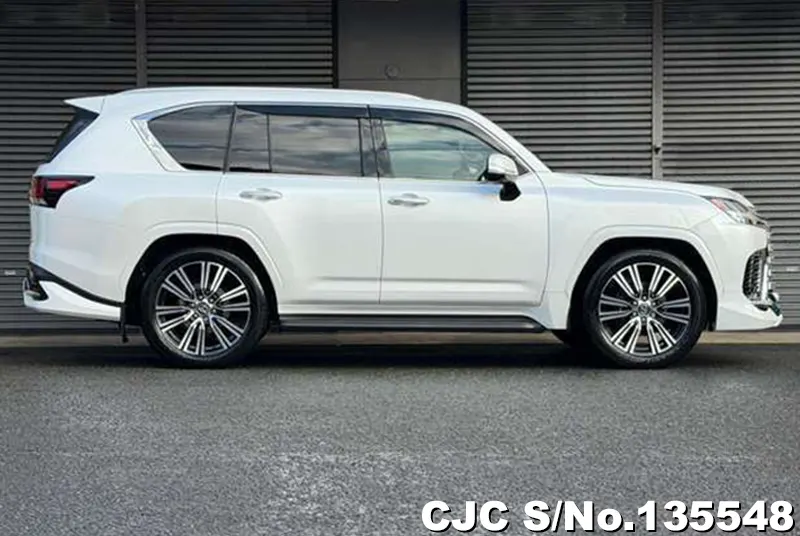 Lexus LX 600 in White for Sale Image 5