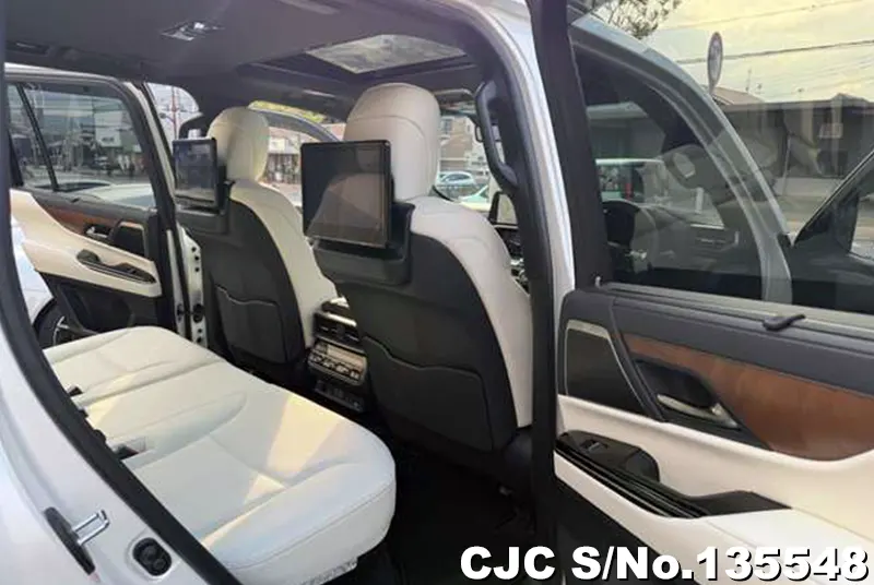 Lexus LX 600 in White for Sale Image 10
