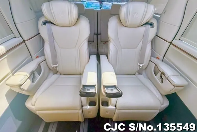 Lexus LM500h in White for Sale Image 9