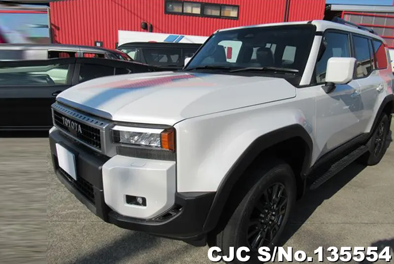 Toyota Land Cruiser 250 in Pearl for Sale Image 2