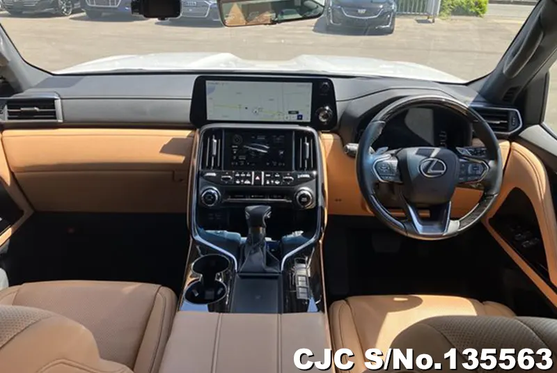 Lexus LX 600 in Pearl for Sale Image 7