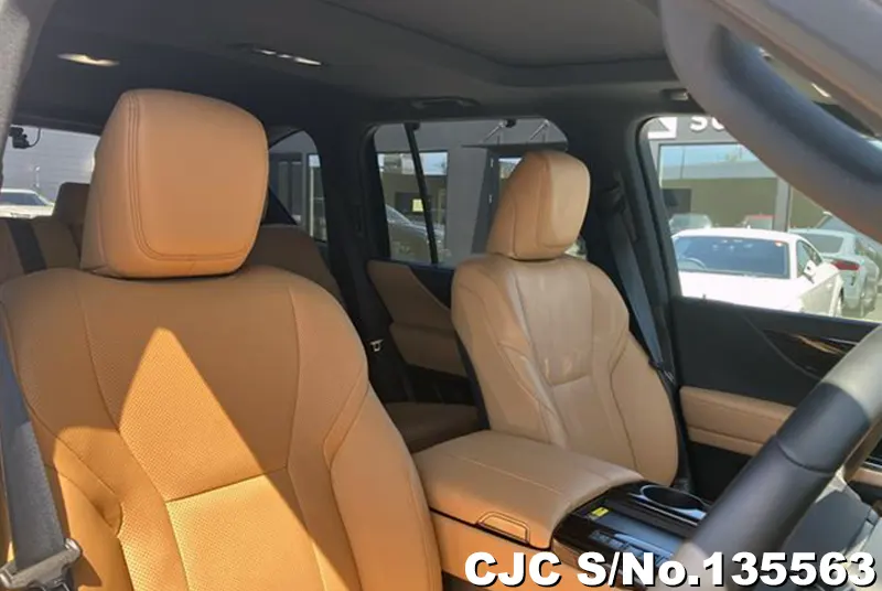 Lexus LX 600 in Pearl for Sale Image 10