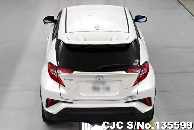 Toyota C-HR in White for Sale Image 5