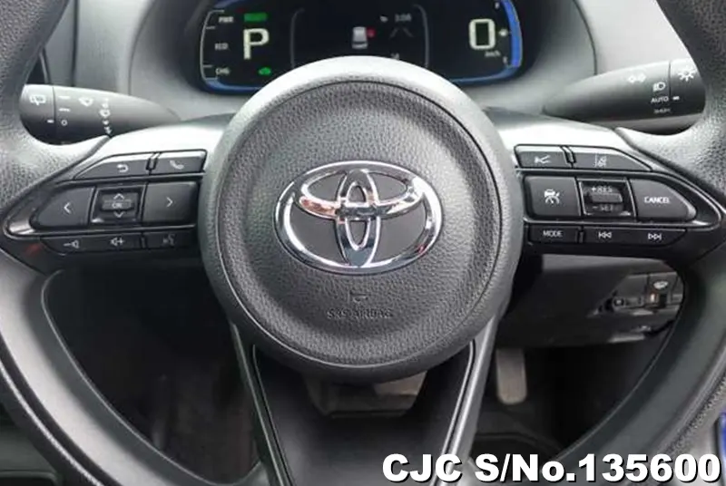 Toyota Aqua in Blue for Sale Image 5