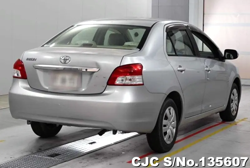 Toyota Belta in Silver for Sale Image 2