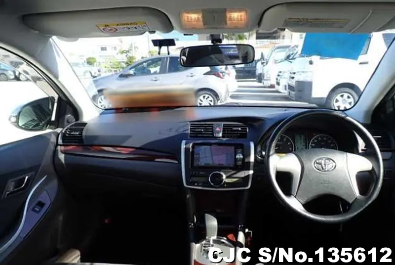 Toyota Allion in Silver for Sale Image 2