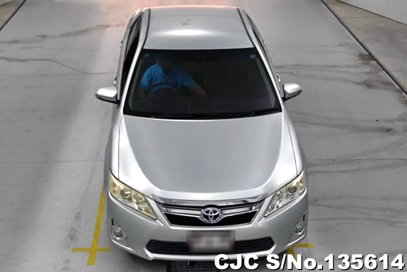 Toyota Camry in Silver for Sale Image 4