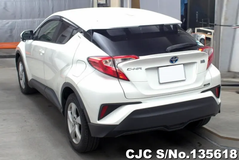 Toyota C-HR in White for Sale Image 1
